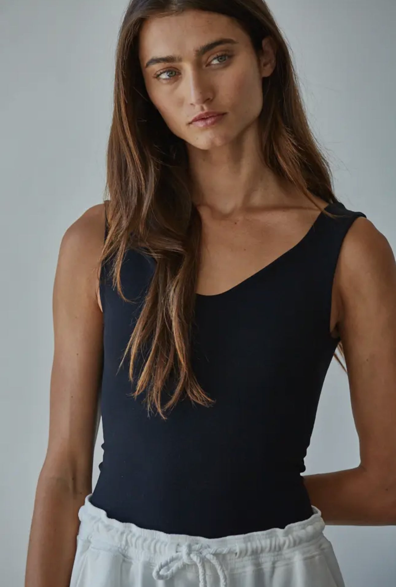 Double Layered Seamless U-V Neck Sleeveless Bodysuit