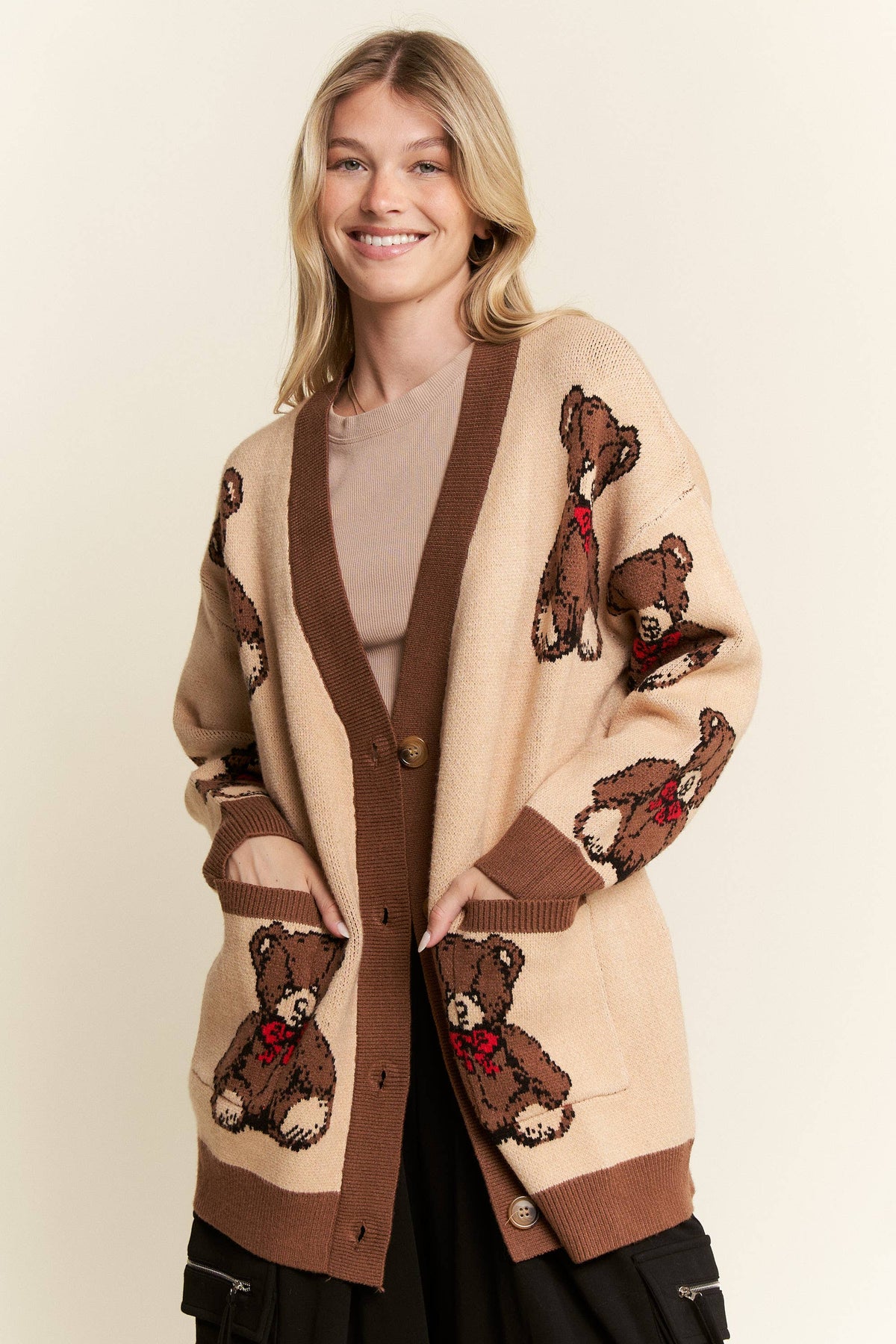 BEARY ADORABLE CARDIGAN: MOCHA BROWN