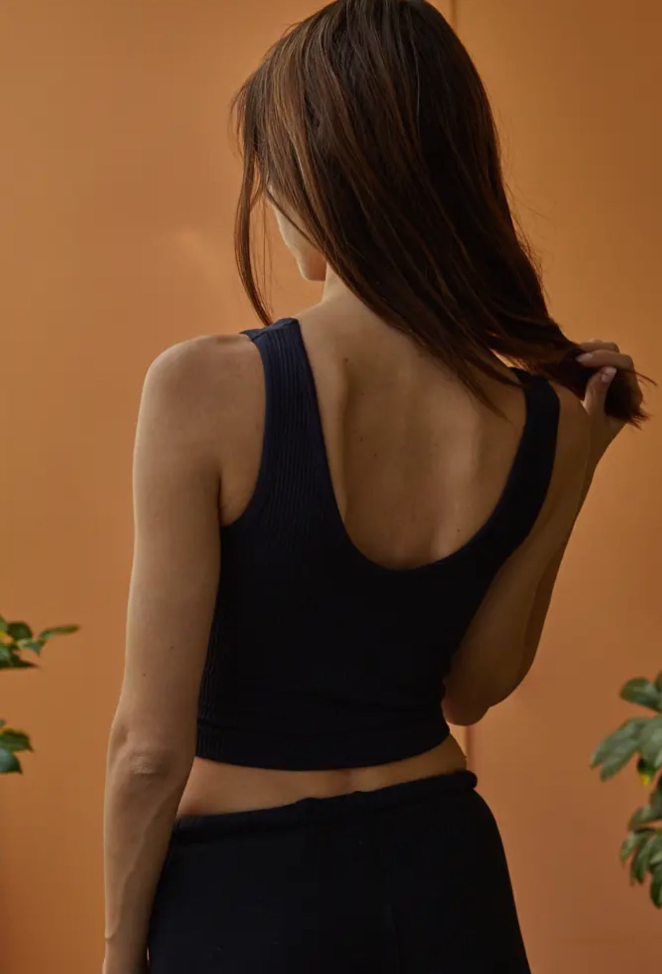 Seamless Sleeveless Uv Neck Reversible Tank Top