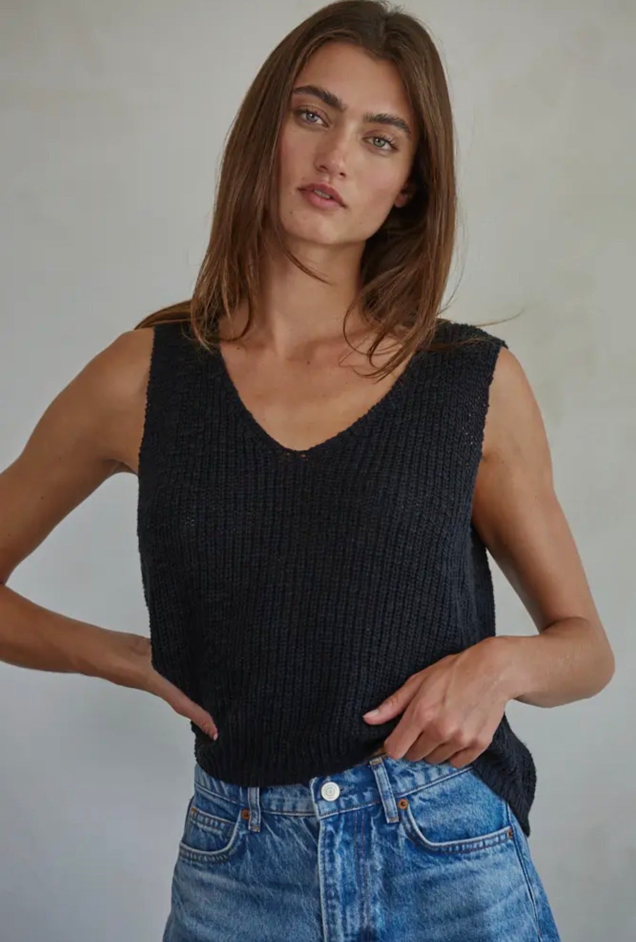 Knit Sweater Cotton Acrylic V-Neck
Vest Top
