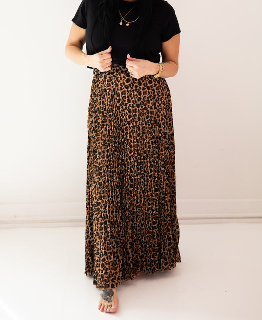 Leopard Print Pleated Midi Skirt