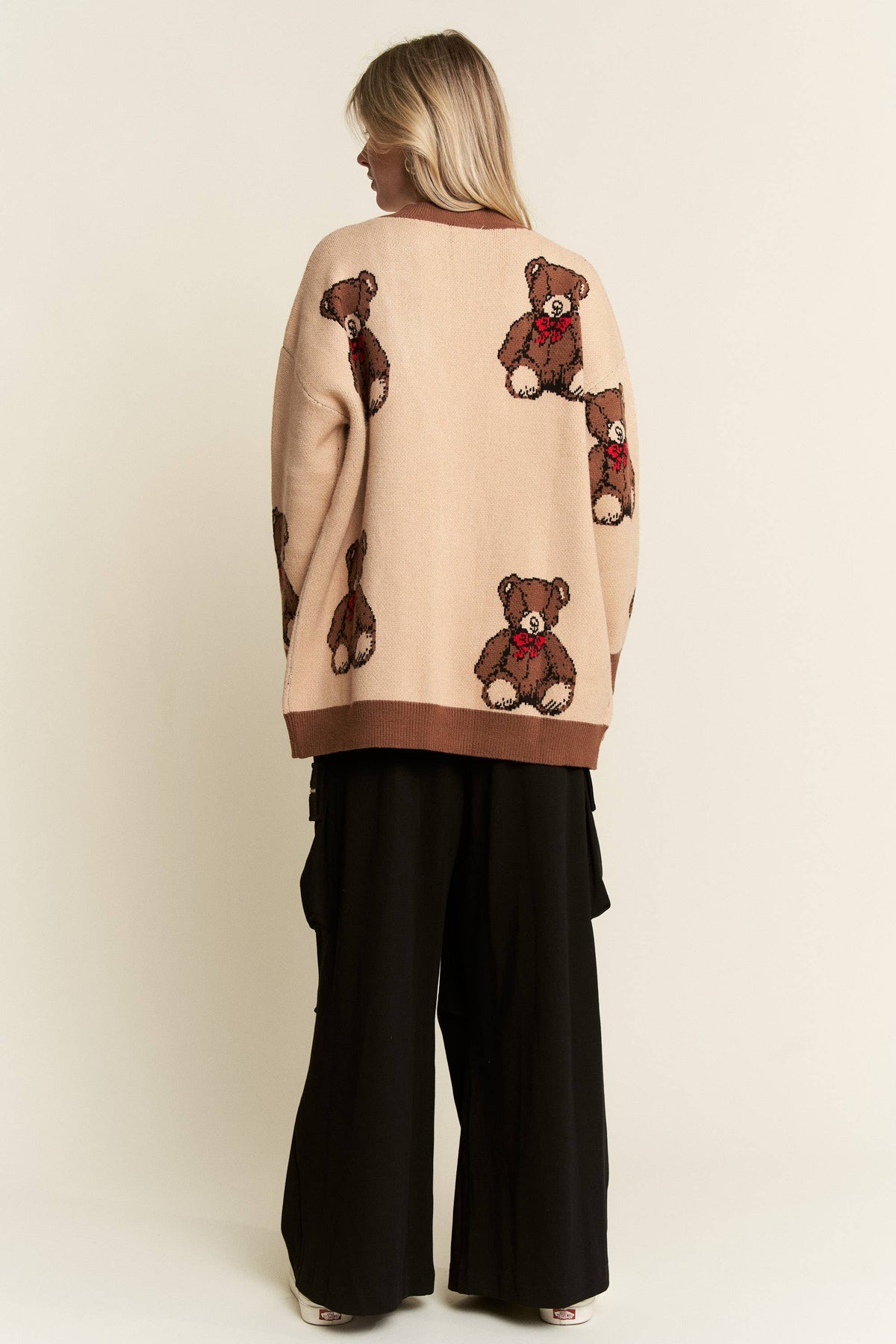 BEARY ADORABLE CARDIGAN: MOCHA BROWN